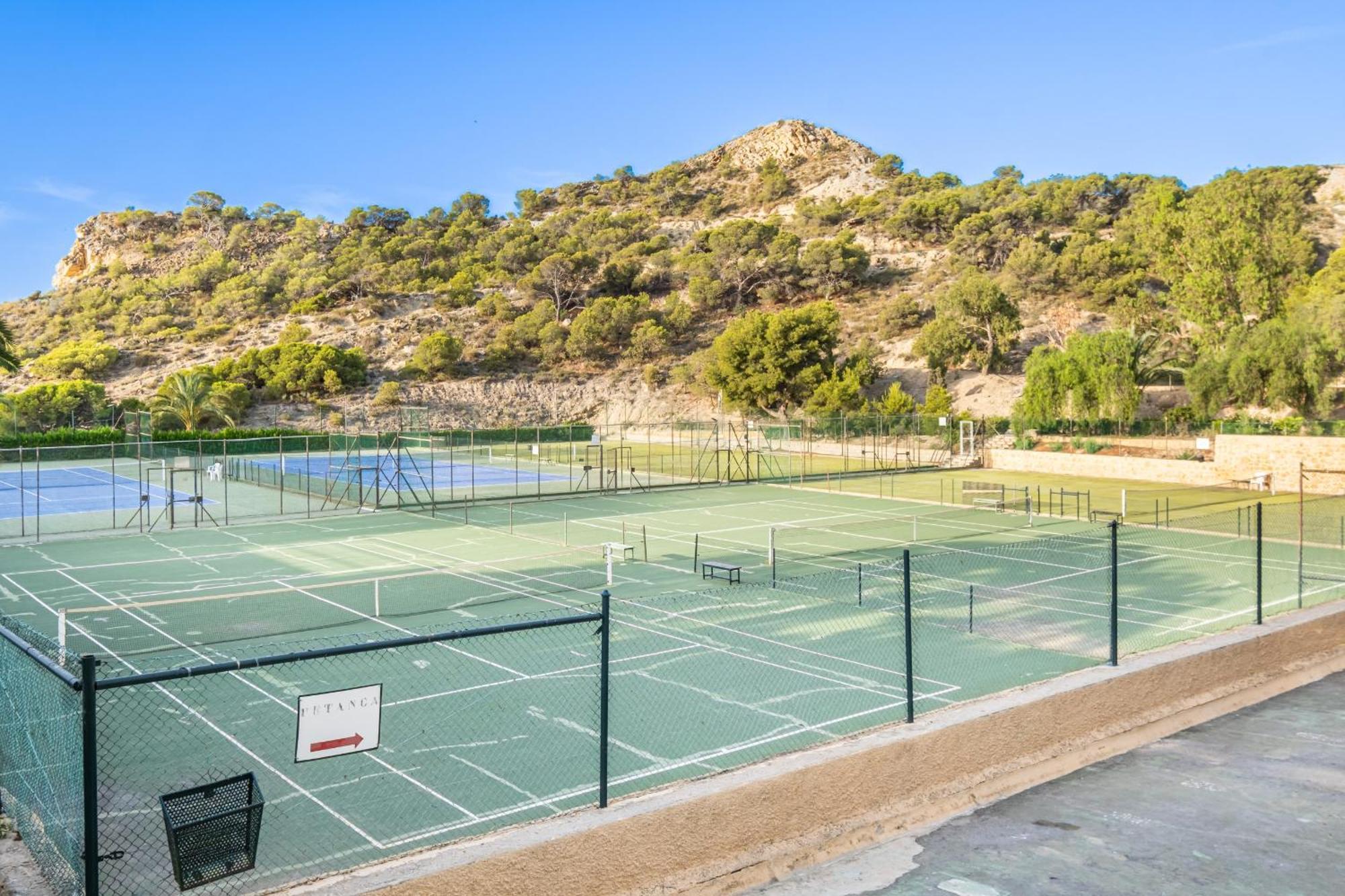 Eurotennis Paradise Beach Apartments Villajoyosa Exterior foto